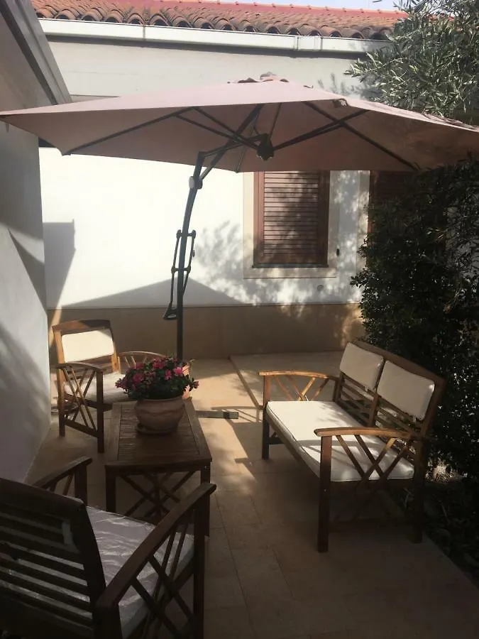 Ferienhaus Bivano Villa Grazia Fondachello  Italien
