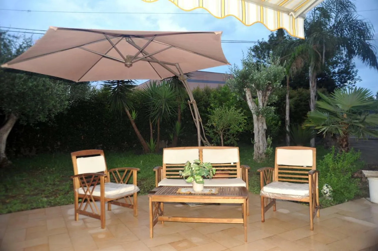 Ferienhaus Bivano Villa Grazia Fondachello  Italien