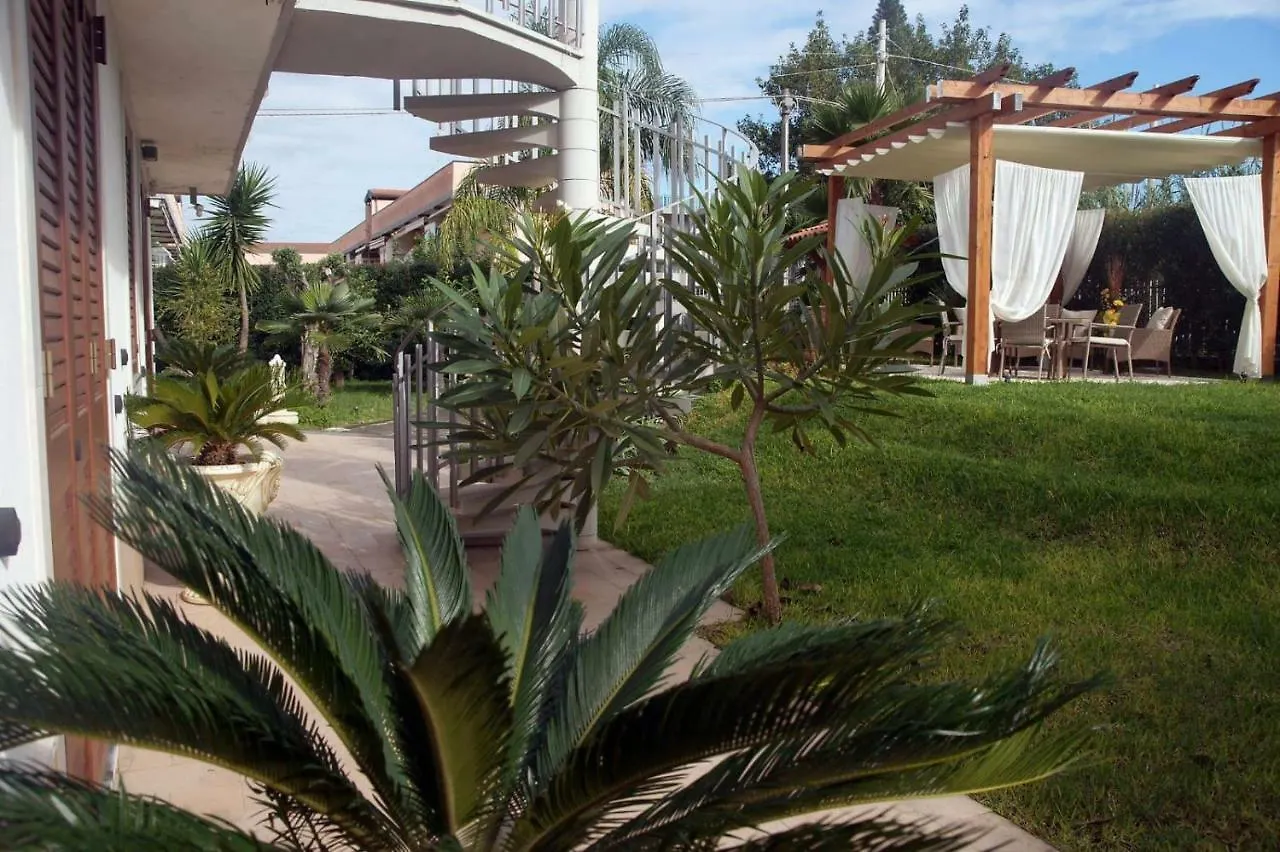 Bivano Villa Grazia Fondachello  Ferienhaus