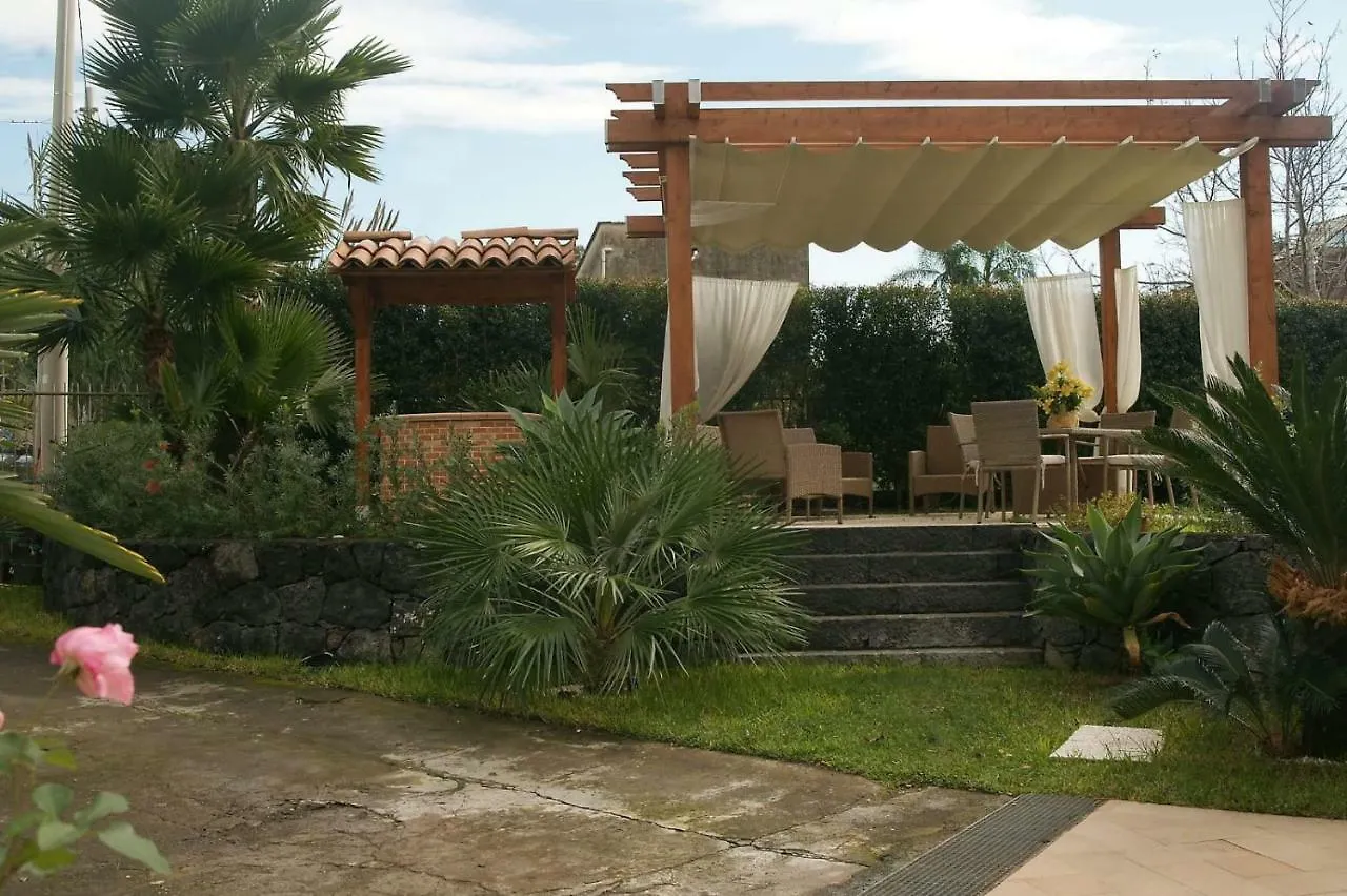 Bivano Villa Grazia Fondachello